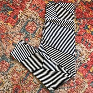 Old Navy Active Leggings